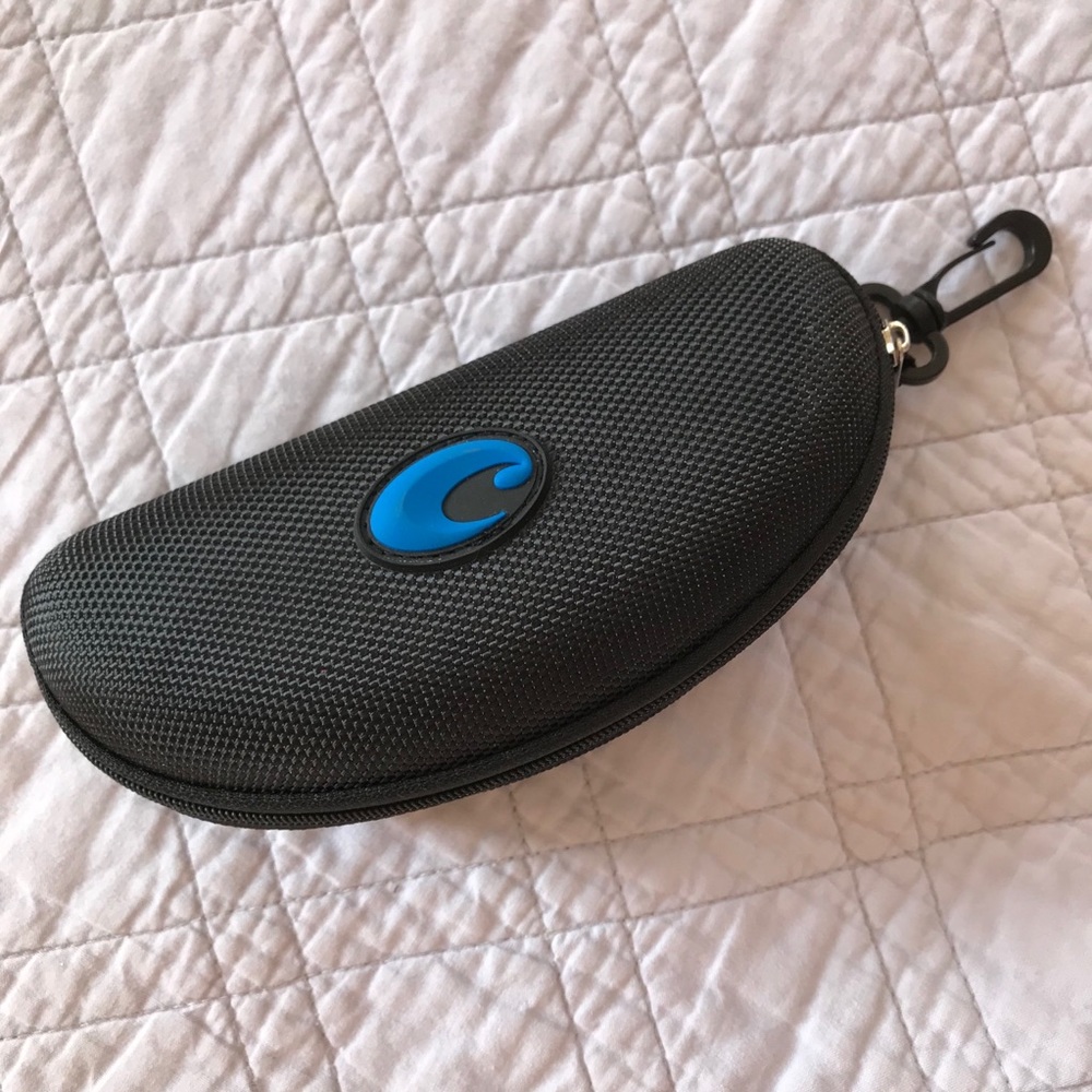 COSTA DEL MAR black nylon sunglasses case clip on